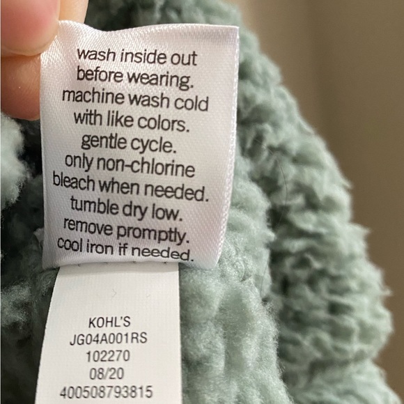 Cozy Pullover - Picture 6 of 7